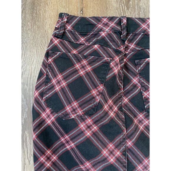 Plaid Mini Skirt With Front Zipper & Pockets - Juniors Size 7/28W - Picture 5 of 6